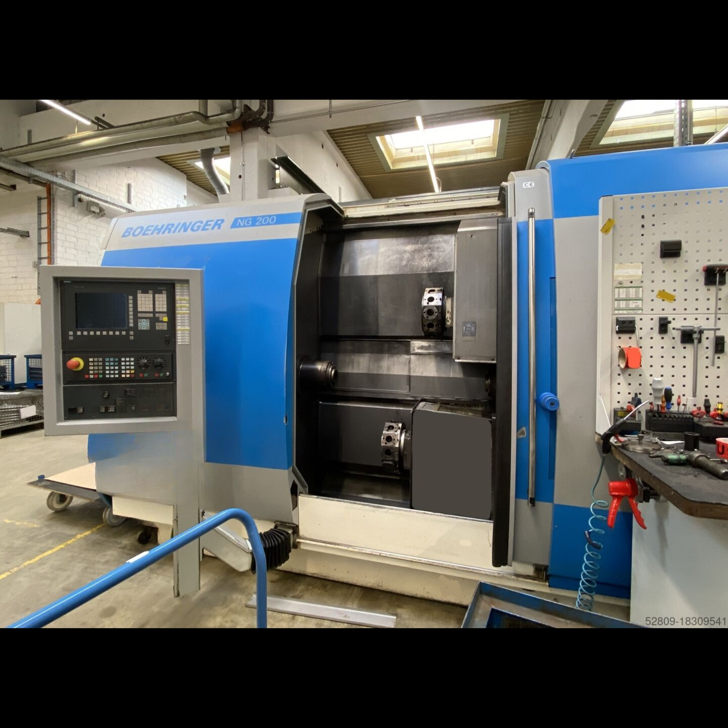 Universaldrehmaschine CNC BOEHRINGER NG200